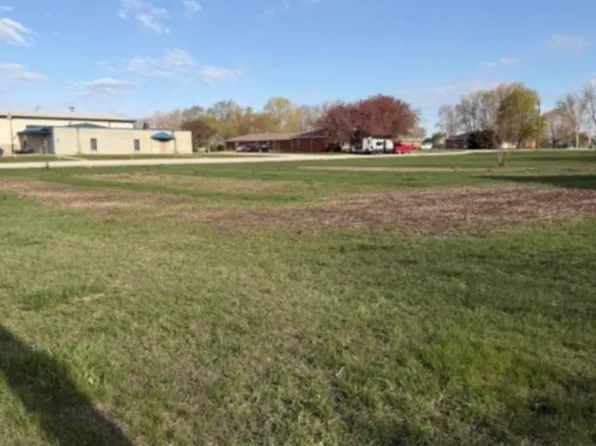 Folger St, Duncombe, IA 50532
