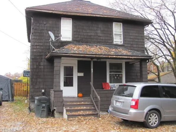 45 Spruce St, Akron, OH 44304