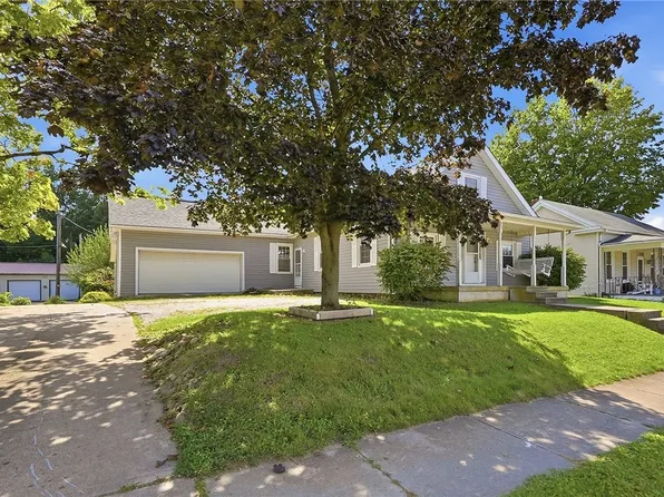 261 E Main St, Saint Paris, OH 43072