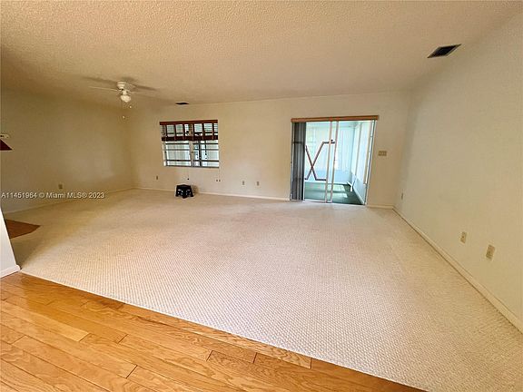 5th image of 3304 Romeo St
