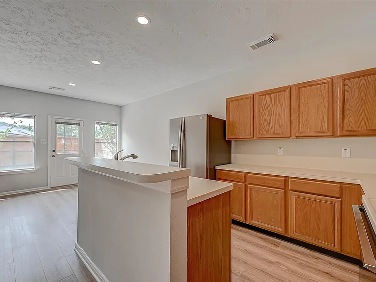 4126 Surreydon Dr — Photo 12