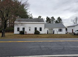 1183 Tamarac Rd, Troy, NY 12180