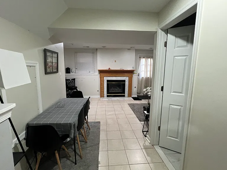 8607 Walcott Ct — Photo 8