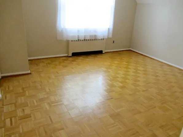 88-21 Ransom Street image 3 of 7