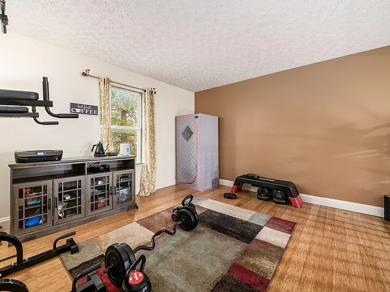 8911 Garrett St — Photo 20