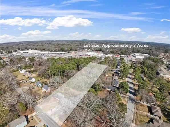 2076 Windy Hill Rd, Decatur, GA 30032