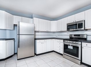 91 Pine St APT 2, Malden, MA 02148