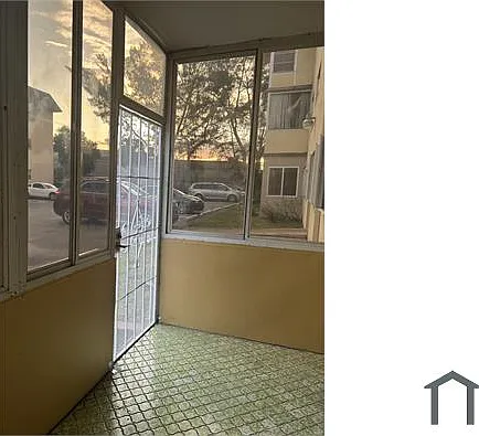 2 bed, 815 sqft, $2,000 — Photo 3