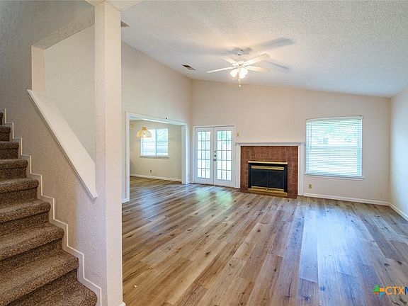 5th image of 1102 Ferndale Dr