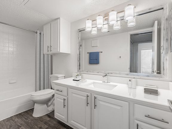 5th image of 6337 Duck Creek Dr #1513