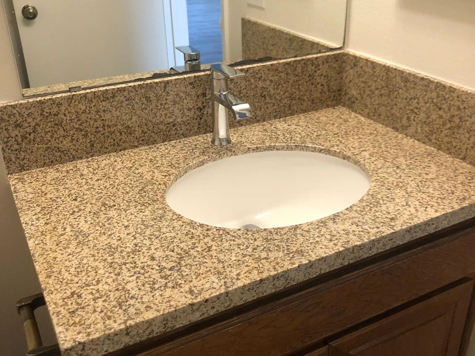 2890 E Huntington Blvd — Photo 2