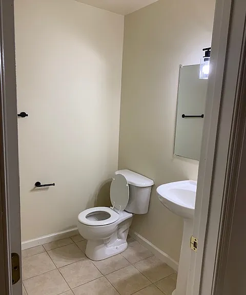 1908 Powell Dr #1-D — Photo 3