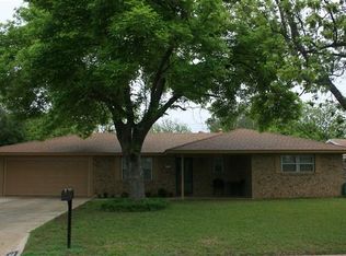 2310 16th St, Brownwood, TX 76801