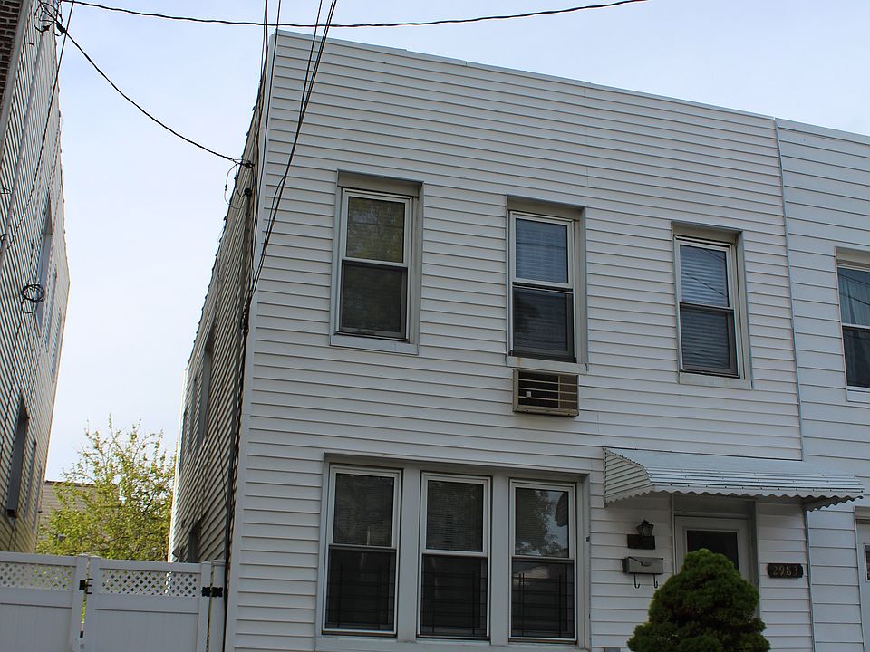 1st image of 2983 Lawton Ave