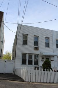 2983 Lawton Ave, Bronx, NY, 10465