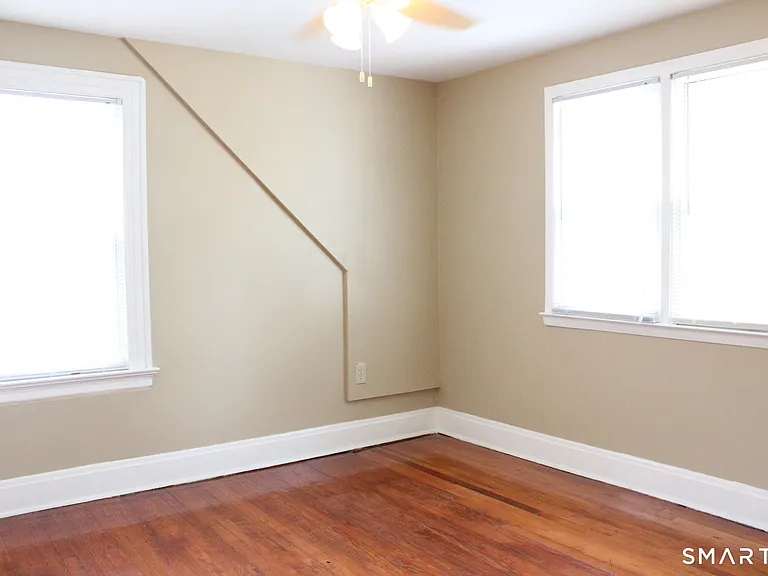 28 Cottage St #1 — Photo 6