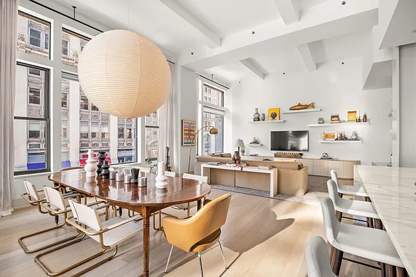 Sold by Compass | media 5