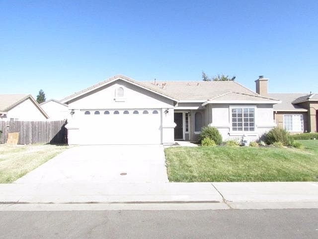 2nd image of 735 Hanoverian Cir