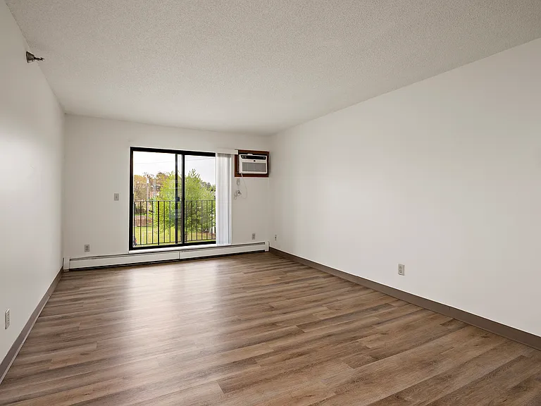 Dove Terrace Apartments — Photo 8