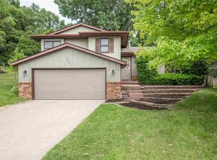 4801 Taylor St, Davenport, IA