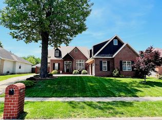729 S Meteor Ave, Springfield, MO 65802