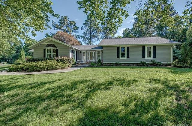 1st image of 125 Quail Hollow Dr