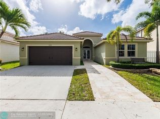 1553 Elm Grove Rd, Weston, FL 33327
