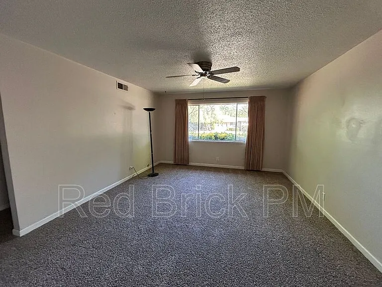 2685 Agnes Way — Photo 6