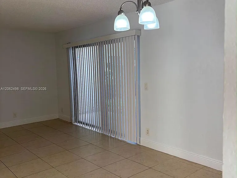 1502 Lake Crystal Dr #A — Photo 6