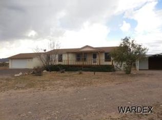 4221 N Drake Rd, Golden Valley, AZ 86413