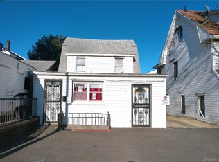 8709 150th St, Jamaica, NY 11435