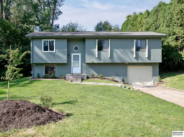 5231 Nebraska Ave, Omaha, NE 68104