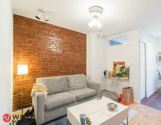 Rented by Wave Real Estate Group