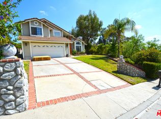 23935 Ingomar St, Canoga Park, CA 91304