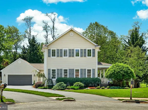 503 Mahoney Dr, Downingtown, PA 19335