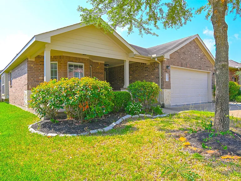 3507 Lilac Ranch Dr — Photo 2