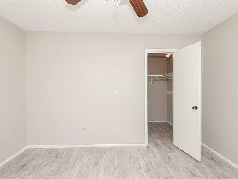 11938 Paramount Ln — Photo 18