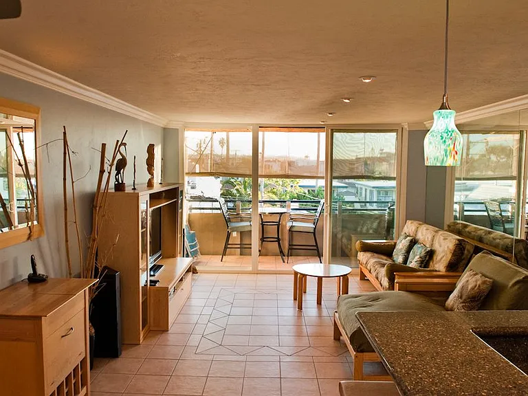 2965 Mission Blvd #3B — Photo 1