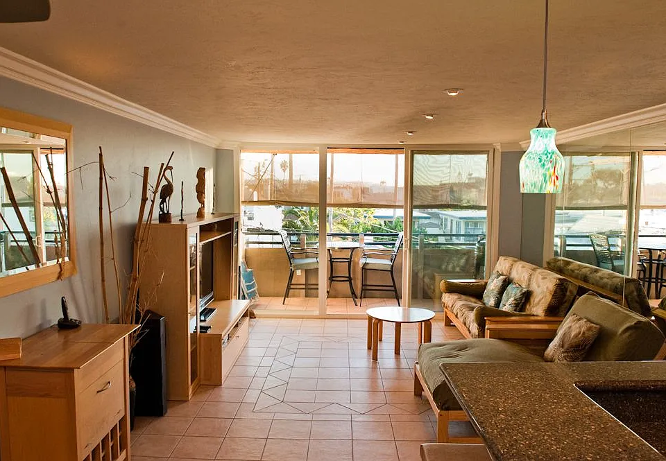 2965 Mission Blvd #3B