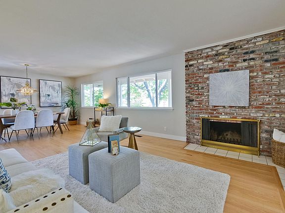 3rd image of 11091 Santa Teresa Dr
