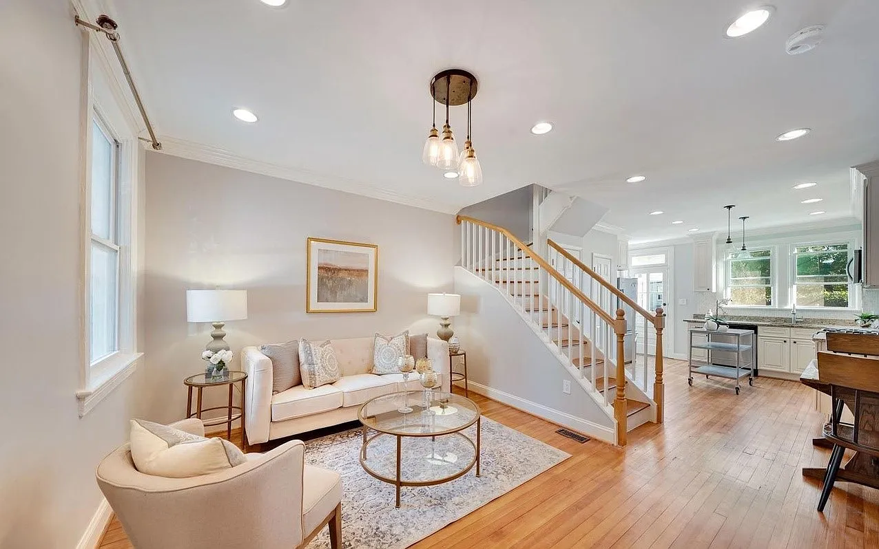 3 bed, 1260 sqft, $4,800 — Photo 3