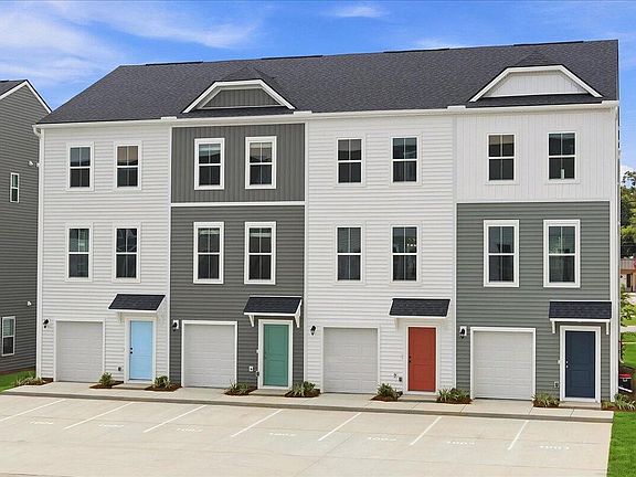 3rd image of 4633 Forest Hills Dr #1002