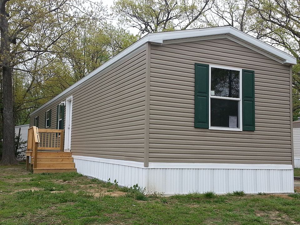1st image of 1004 Leeward Dr