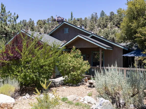 2048 Woodland Dr, Pine Mountain Club, CA