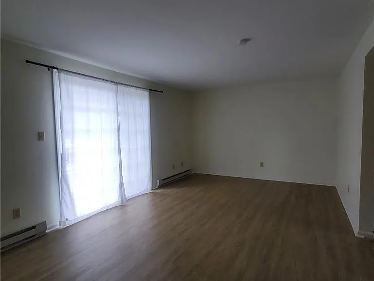 103 Hickory St — Photo 7