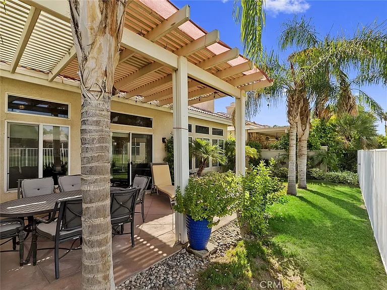 48957 Heifitz Dr — Photo 28