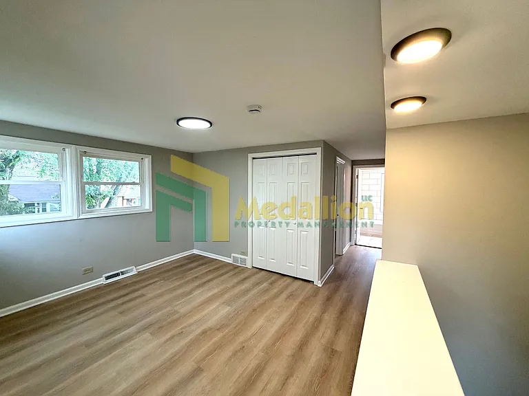 12917 S Emerald Ave — Photo 14