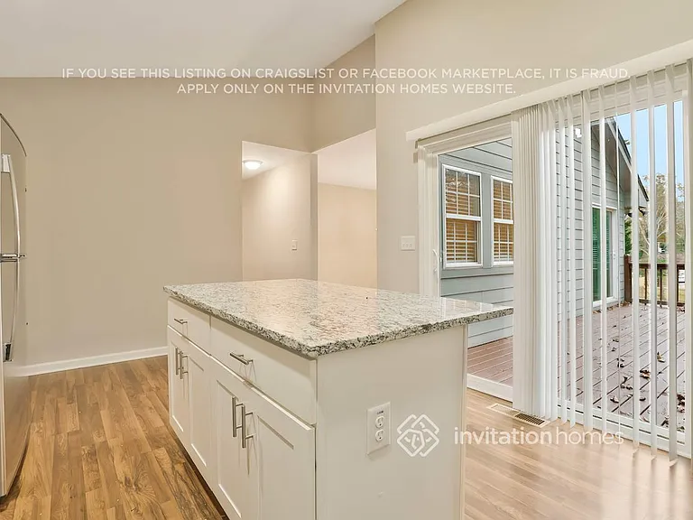 2621 Windridge Dr — Photo 9