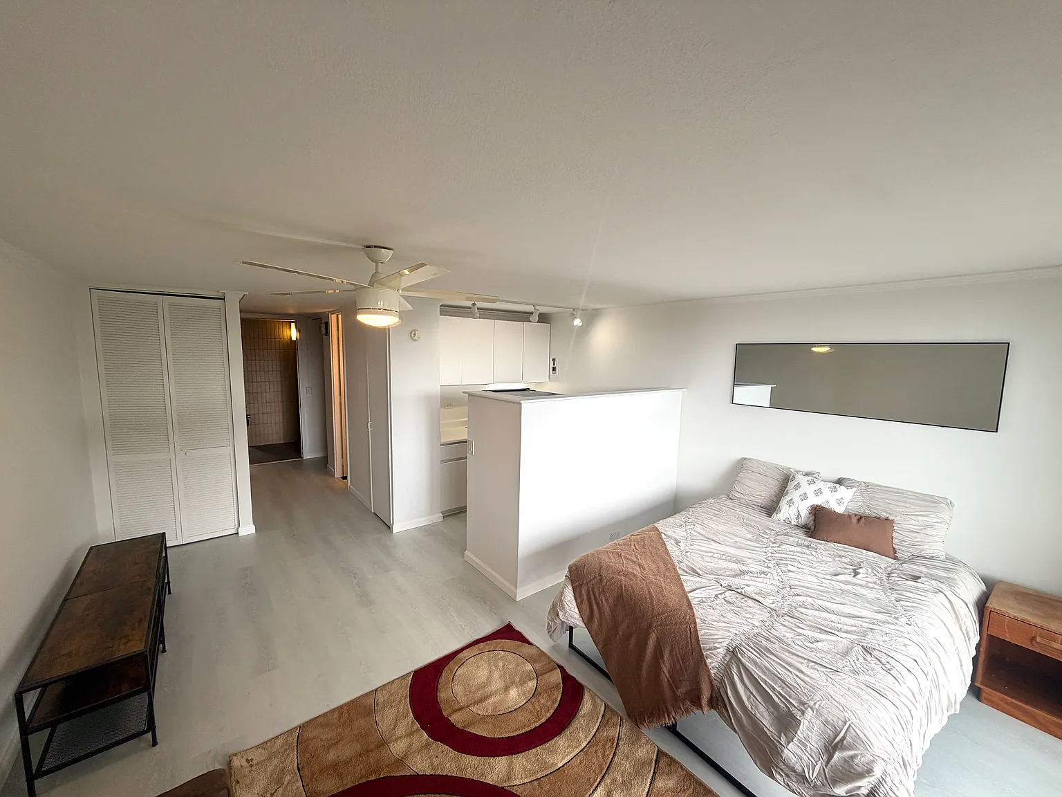 Studio, 390 sqft, $1,800 — Photo 4