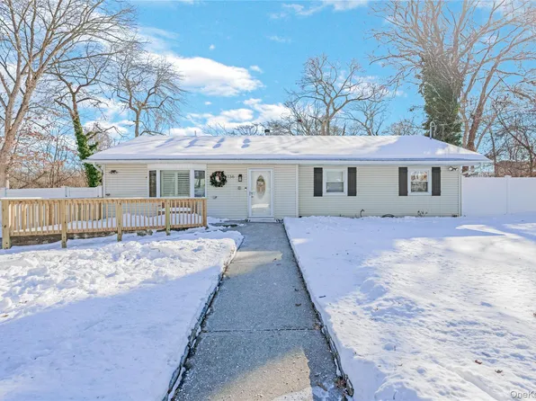136 Patchogue Avenue, Patchogue, NY 11772